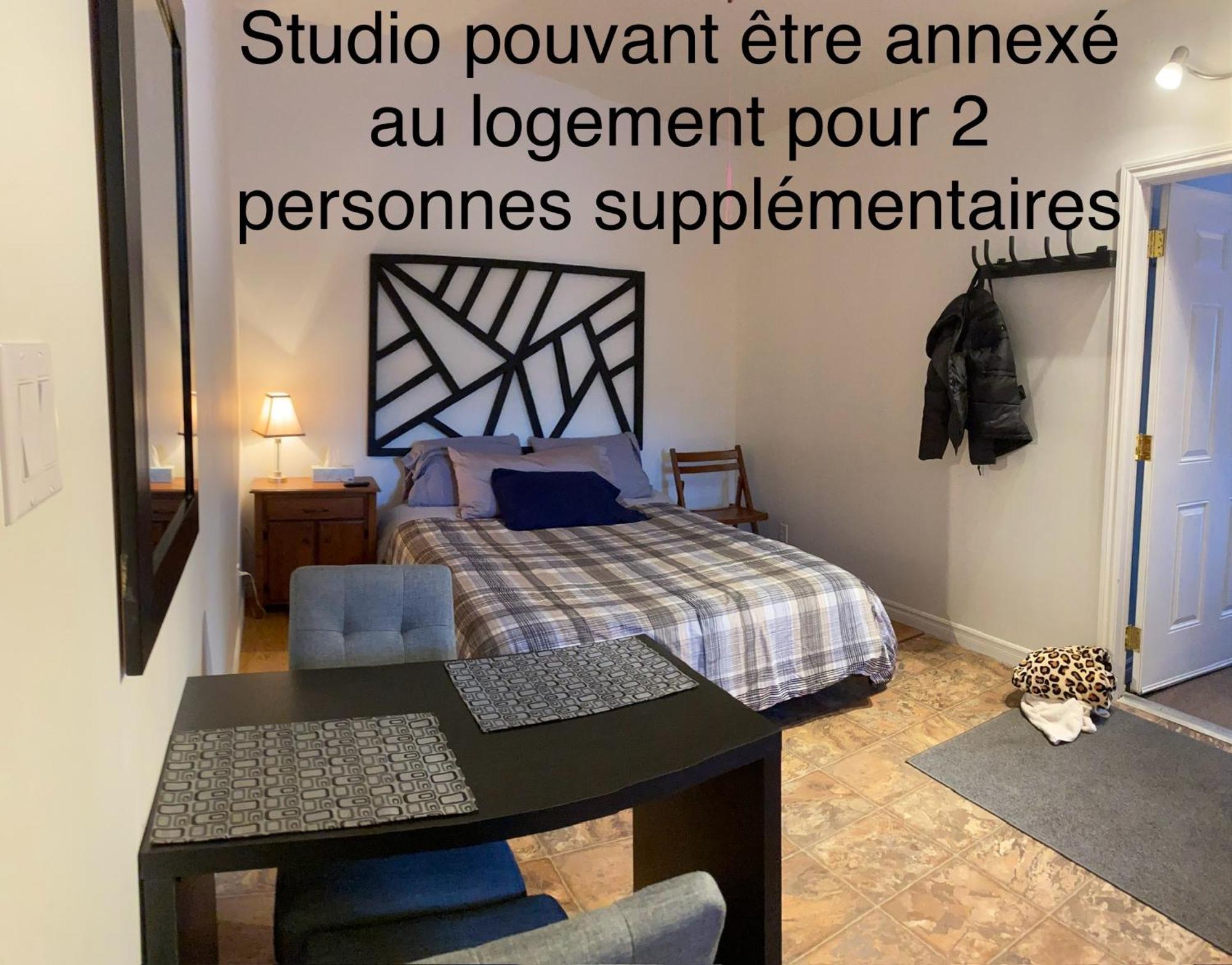 Logement 3 ,5 Entierement Prive Lac-Mégantic 外观 照片
